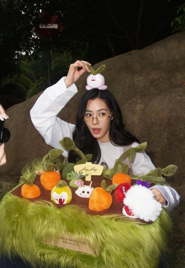 หลิงหลิง ศิริลักษณ์