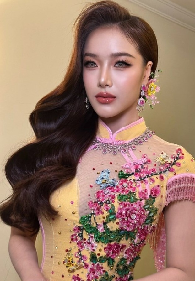 เหมยลี่ พัชรมนต์ ภาพประกอบบทความ 1